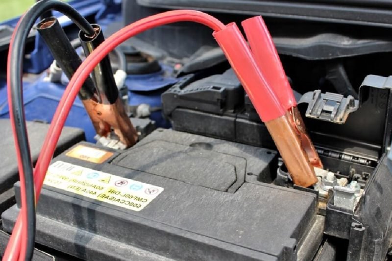 8 Best Car Battery Monitors for Voltage Tracking in 2026